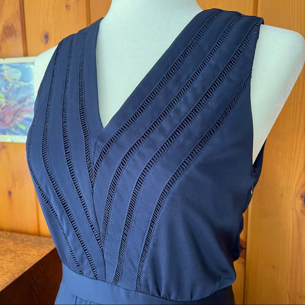 Banana Republic Satin Midi Vee Dress in Navy - Picture 4 of 5